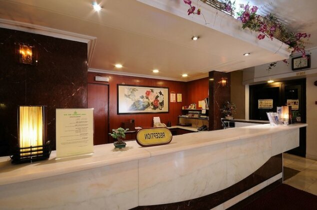 Hotel Waterfall - Photo3