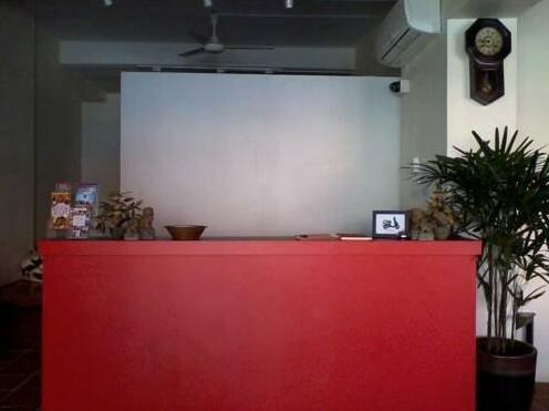 Red Inn Court - Photo3