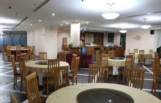 Stallions Suite Penang - Photo2