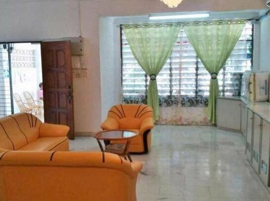 Suphan Gurney Homestay - Photo2