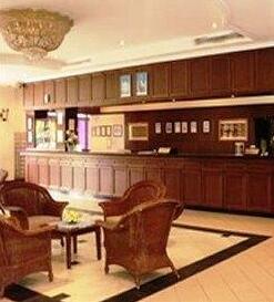Harvard Suasana Hotel - Photo4