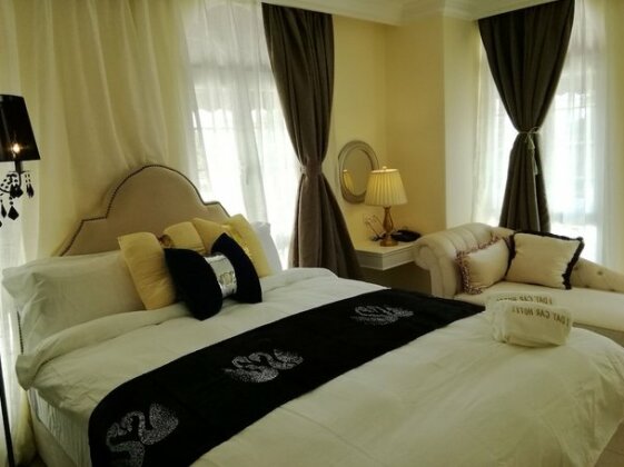 1 Day Car Hotel Station 18 - Photo2