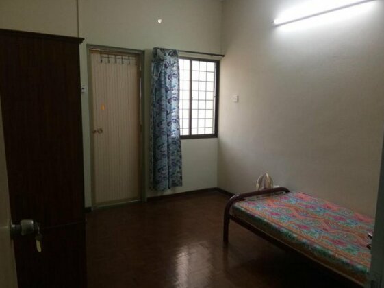 2725 Homestay - Photo3