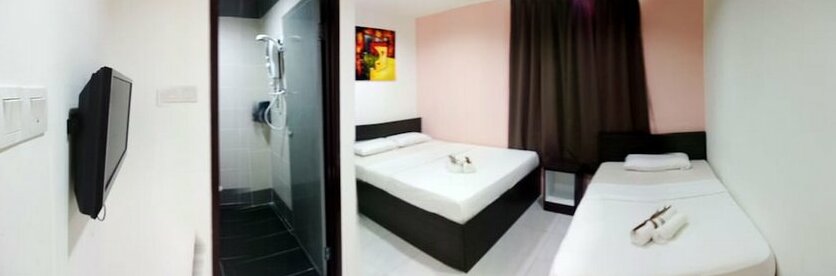 Hotel CheckedInn - Photo3