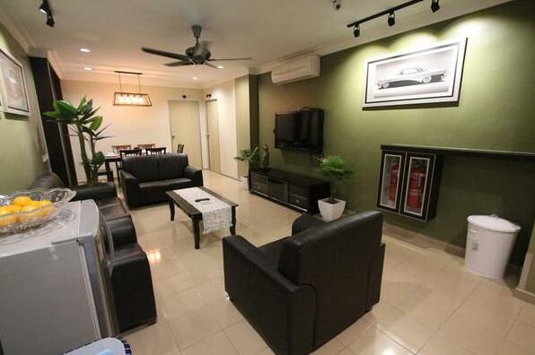 Ian's Vacation Home - Photo4