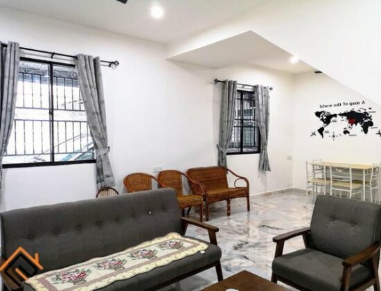 Ipoh Deluxe Family Home by Verve 14 Pax EECH04 - Photo4