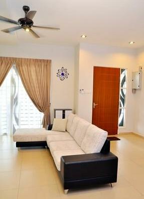 Larry's Homestay@Ipoh Seri Bougainvillea - Photo4