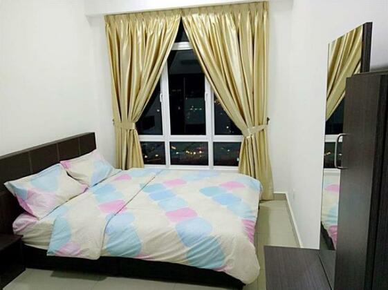 Majestic condo homestay - Photo3