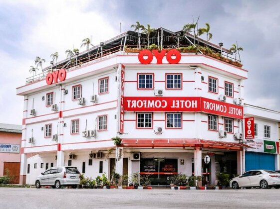 OYO 746 Hotel Comfort - Photo2
