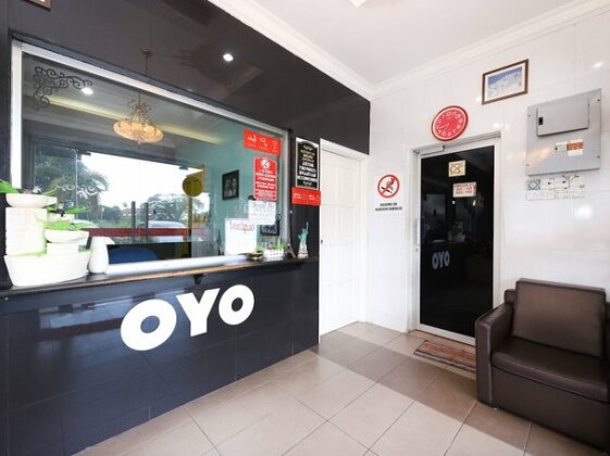OYO 746 Hotel Comfort - Photo4