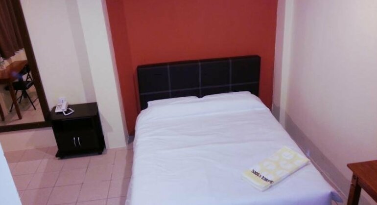 Reintree Lodge Hotel - Photo5