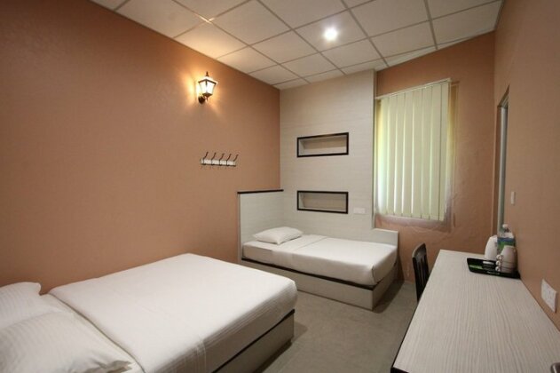 Shamrock Guest House II - Photo2