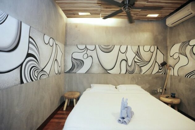 The Happy 8 Retreat - Photo5