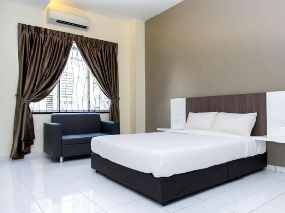Ample Hotel - Photo3