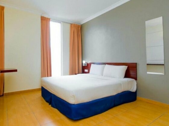 Ample Hotel - Photo5