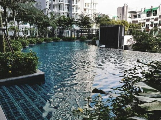 GaryHouse@1Medini@KittyLand