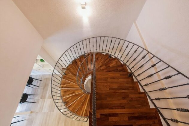 LSE @ Palm Garden Condominium - Photo2
