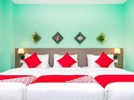 OYO 490 Dk Hotel - Photo2