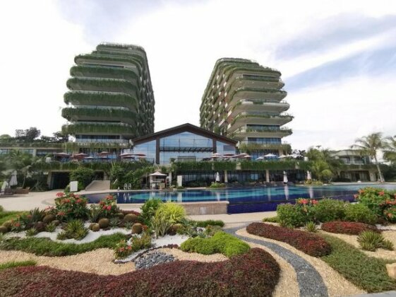 Regalia Bay Forest City Suites @Johor
