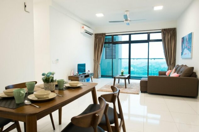 Sky Loft Bukit Indah Homestay - Photo4