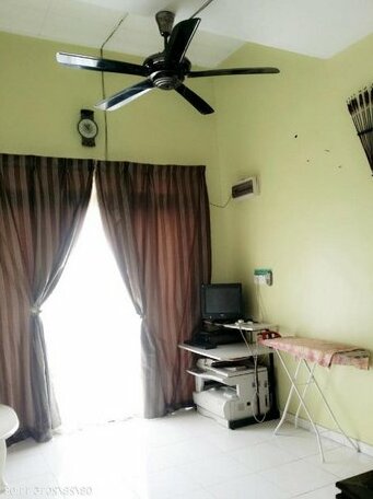 Suria Homestay JB with Private Pool - Photo2