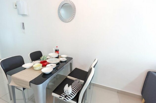 Twin Danga Residence Homestay - Photo3