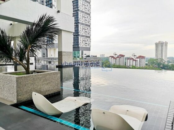 Twin Galaxy Suites by SR Home - Photo2