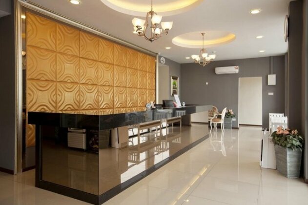 V3 Hotel Nusajaya - Photo4