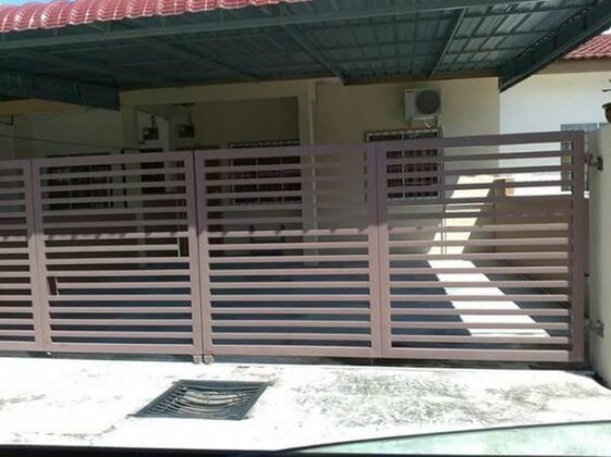 Harmoni Homestay Seri Iskandar - Photo2