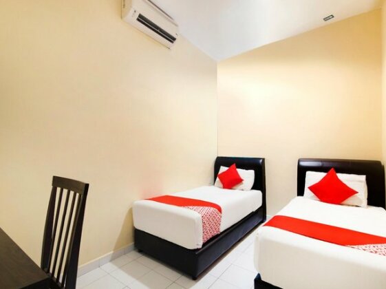 OYO 774 Hotel Iskandar - Photo3