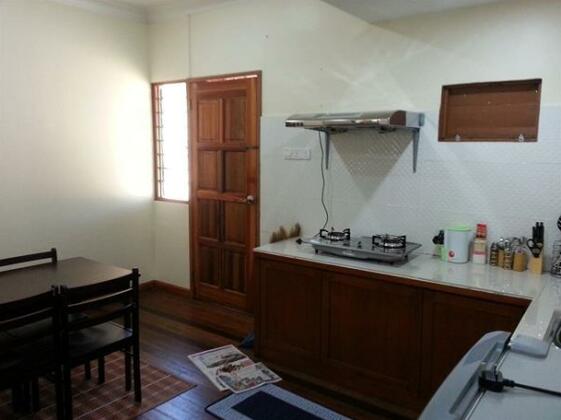 Padimas Village Inn - Photo4