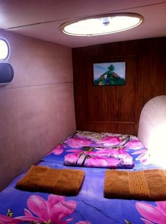 Parusny Katamaran Homestay