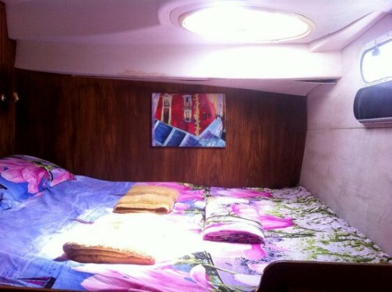 Parusny Katamaran Homestay - Photo5