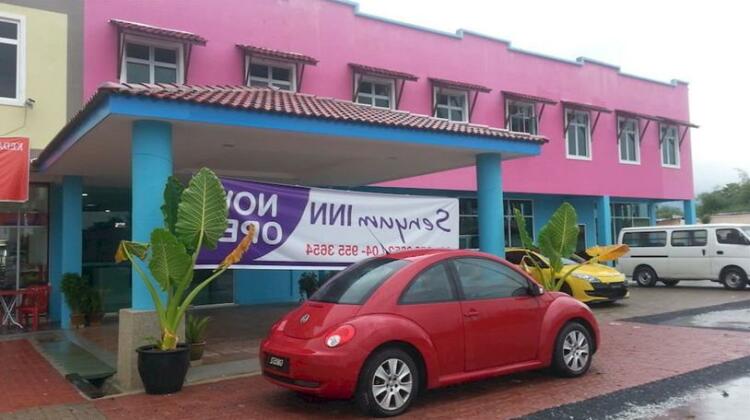 ZEN Rooms Basic Senyum Inn - Photo5