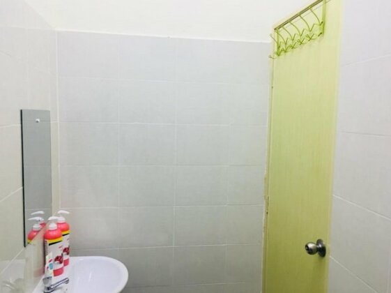 Bumiemas Homestay - Photo4
