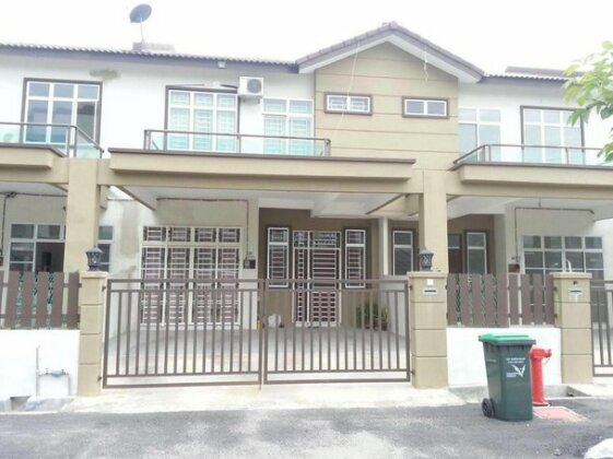 Noor Homestay Kangar - Photo2