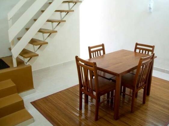 Putra Putri Lodge - Photo3