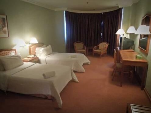 The Putra Regency Hotel - Photo4