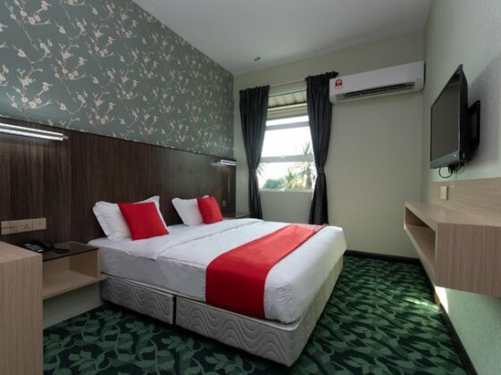OYO 89375 Regent Hotel - Photo4