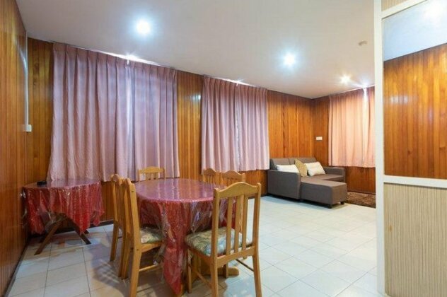 OYO 89577 Kristal Hotel - Photo3