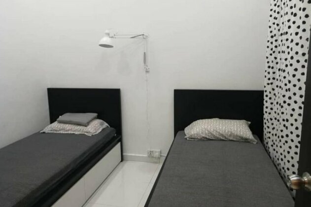 Sumayyah Comfy Guest House - Photo5