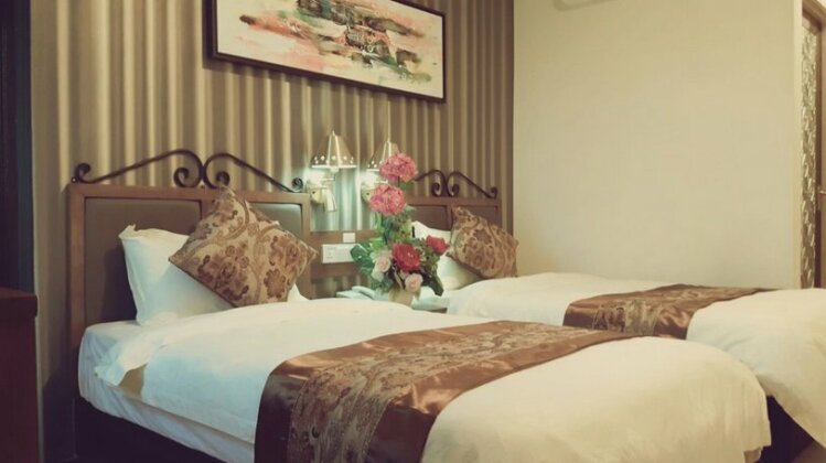 K Garden Hotel BS - Photo2