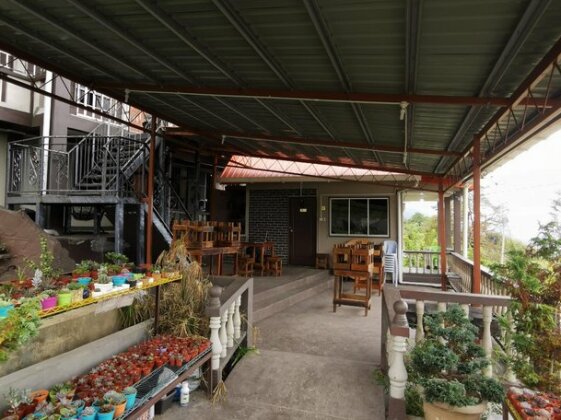 Sinurambi Homestay II - Photo2