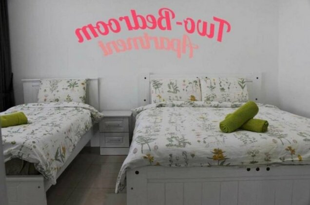 2-Bedroom Apartment@Trefoil Setia Alam - Photo3
