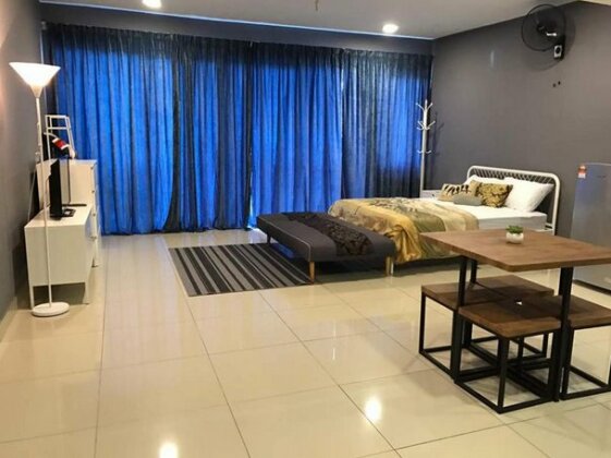 34 Studio@Trefoil Setia Alam - Photo5
