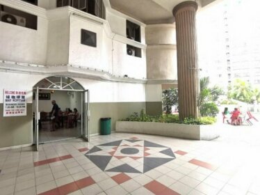 A's House Klang Shah Alam 1-5pax beside Centro