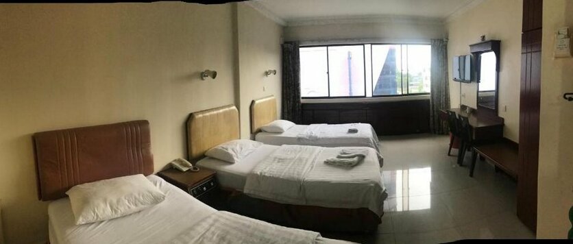 B Hotel - Photo2