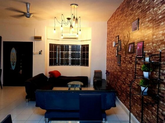 Family Style Homestay Near Bukit Tinggi Klang - Photo5