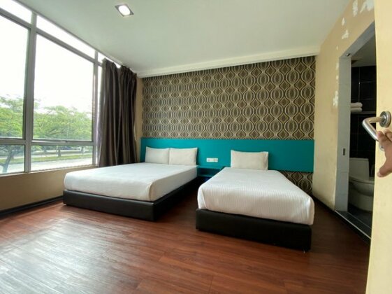 7 Days Express Hotel - Photo4