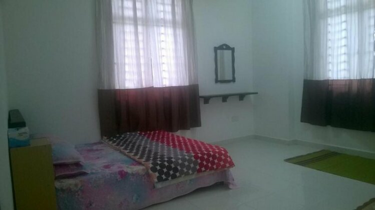 Husna Homestay Kluang - Photo5